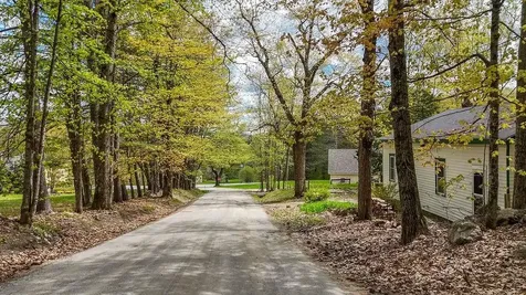 13 Harvey Road Sutton NH 03260