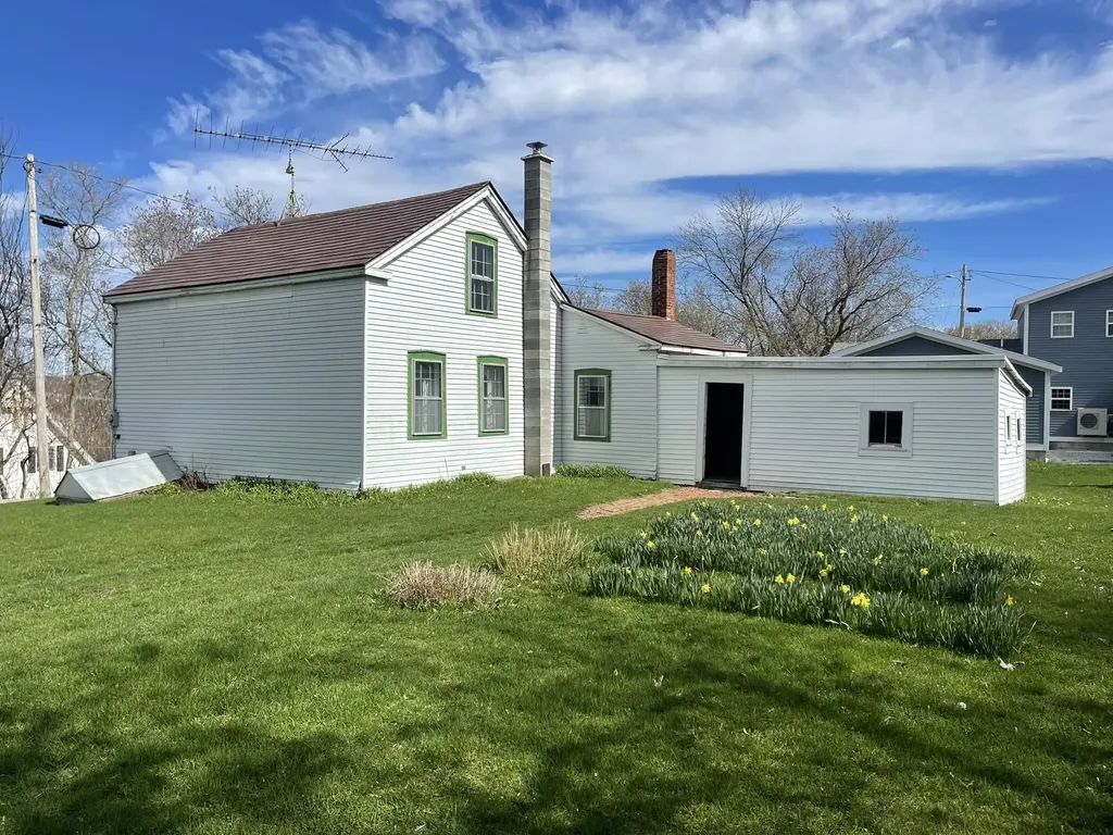 7 Bombard Place Vergennes VT 05491