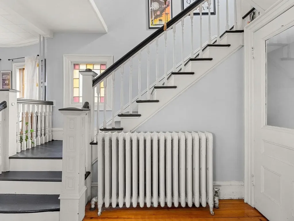 76 Brookes Avenue Burlington VT 05401
