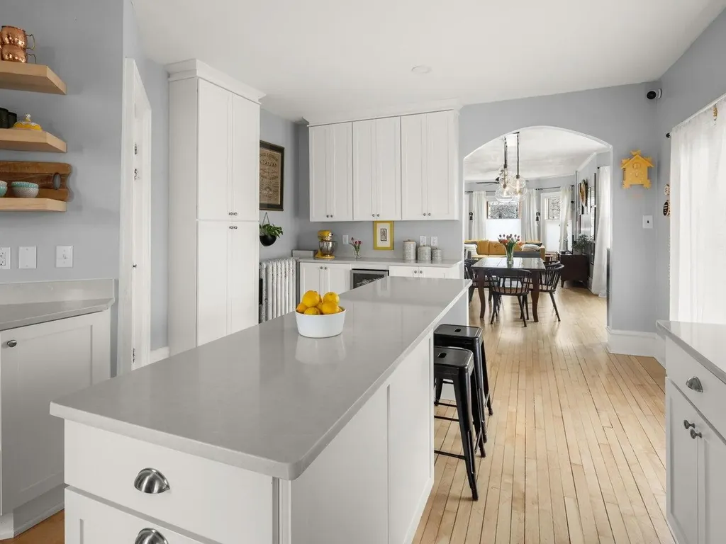 76 Brookes Avenue Burlington VT 05401
