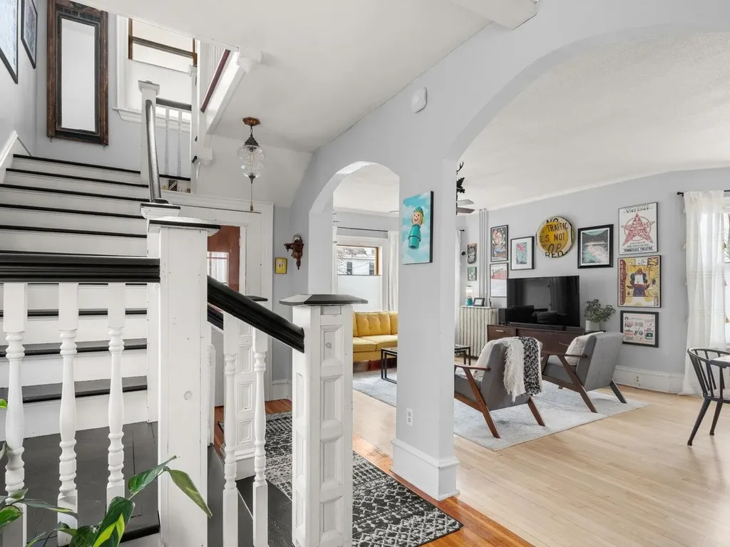 76 Brookes Avenue Burlington VT 05401
