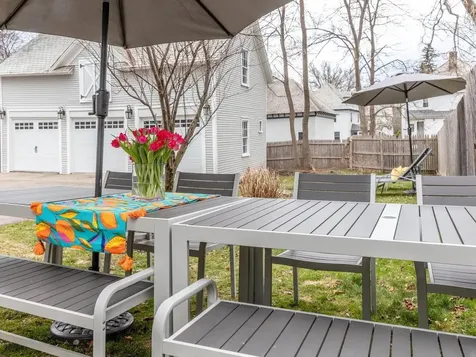 76 Brookes Avenue Burlington VT 05401