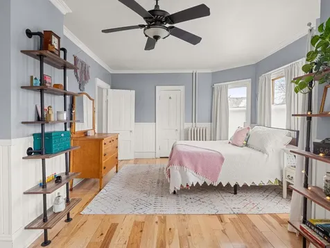 76 Brookes Avenue Burlington VT 05401