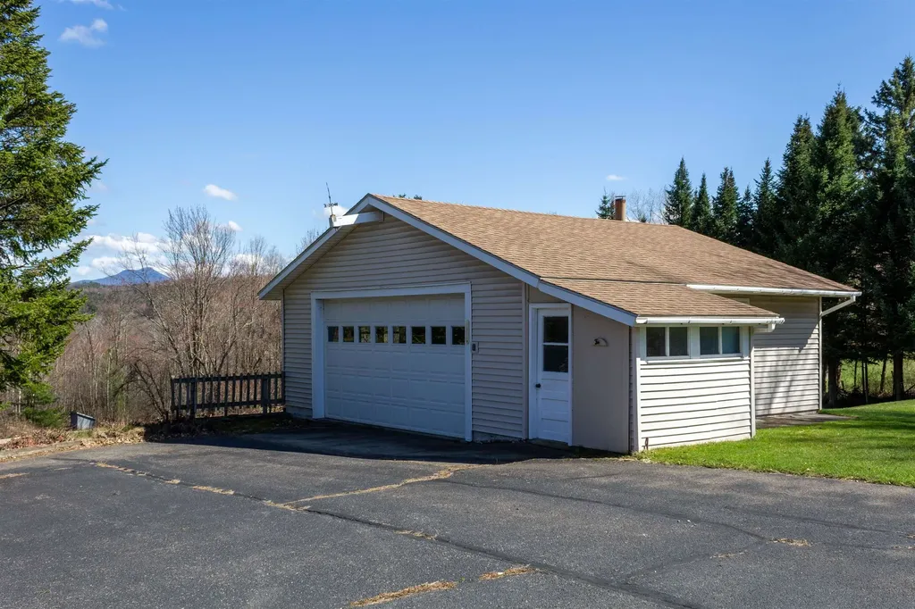 2197 Oak Hill Road Williston VT 05495