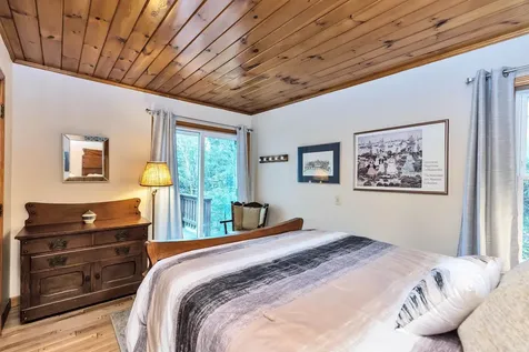 31 County Road Hillsborough NH 03244
