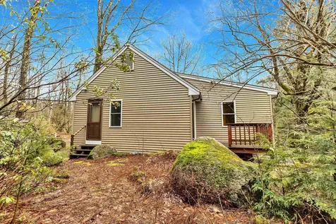 31 County Road Hillsborough NH 03244