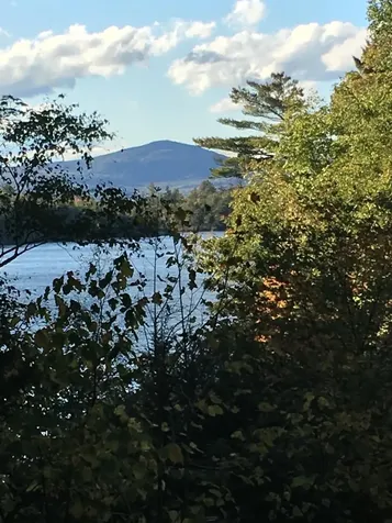 31 County Road Hillsborough NH 03244