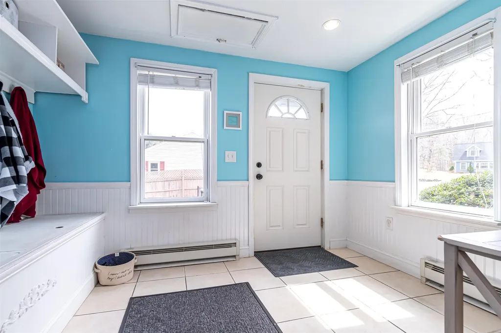 15 Jericho Road Pelham NH 03076