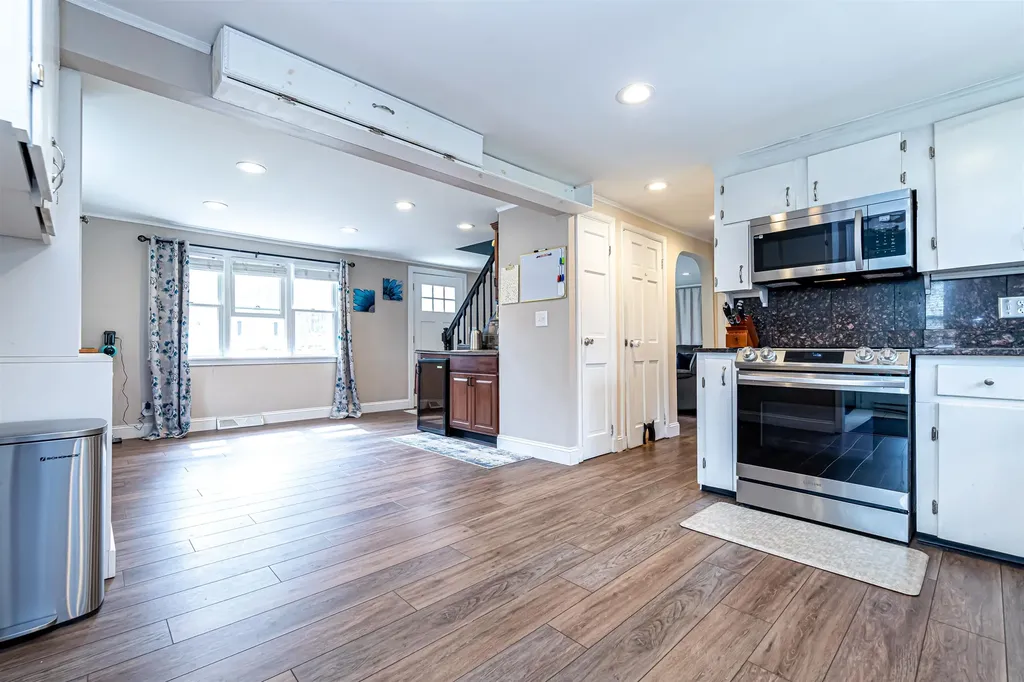15 Jericho Road Pelham NH 03076