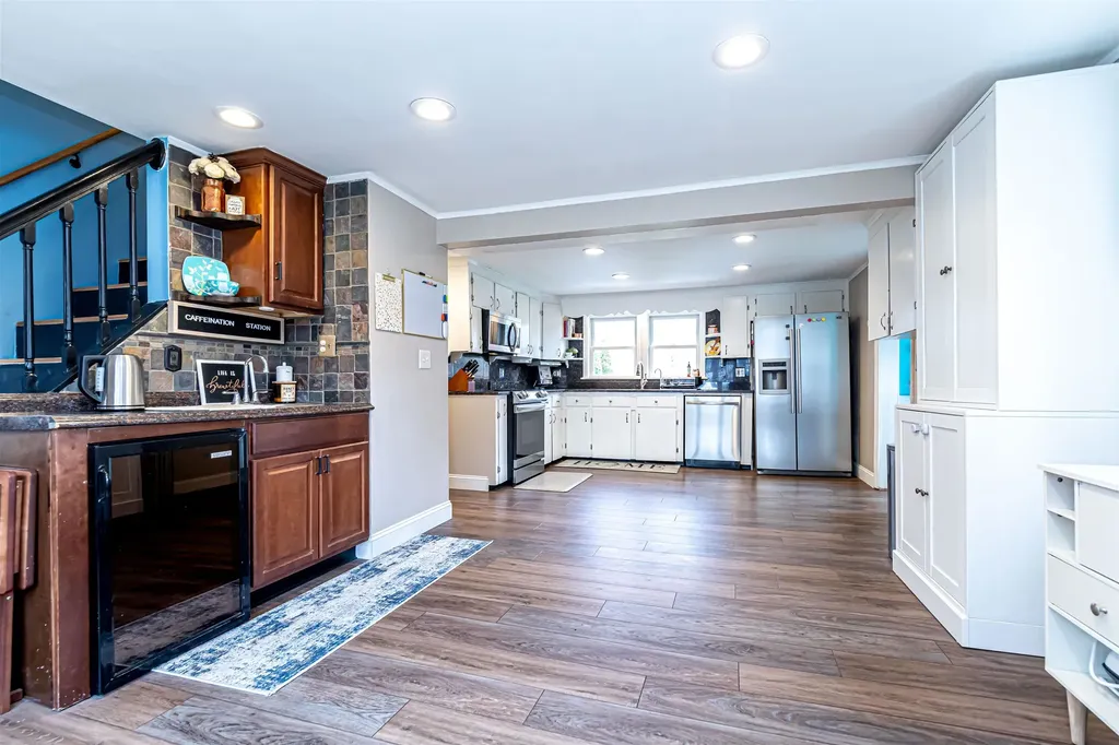 15 Jericho Road Pelham NH 03076