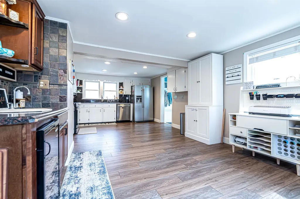 15 Jericho Road Pelham NH 03076