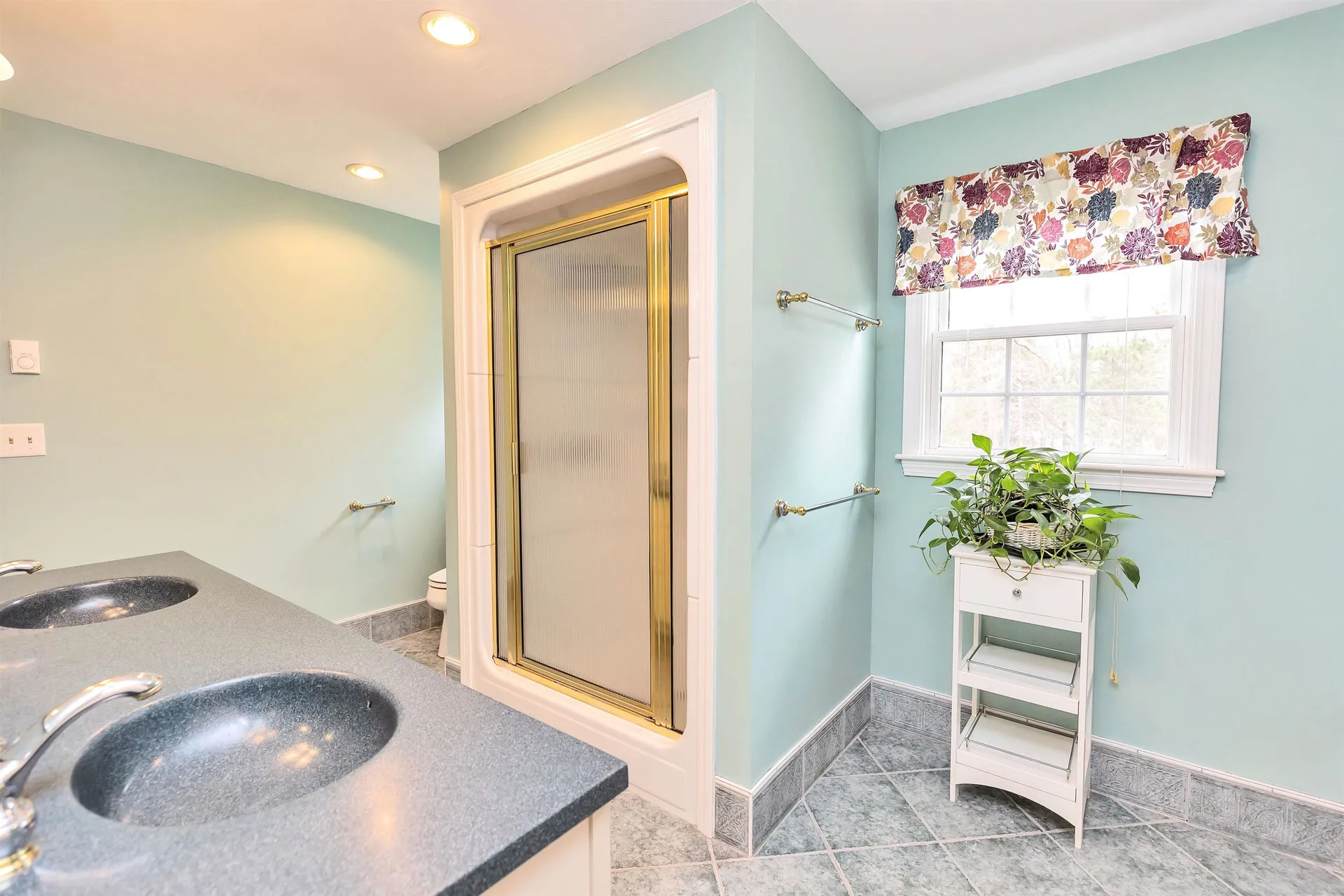 6 Woodbine Lane Merrimack NH 03054