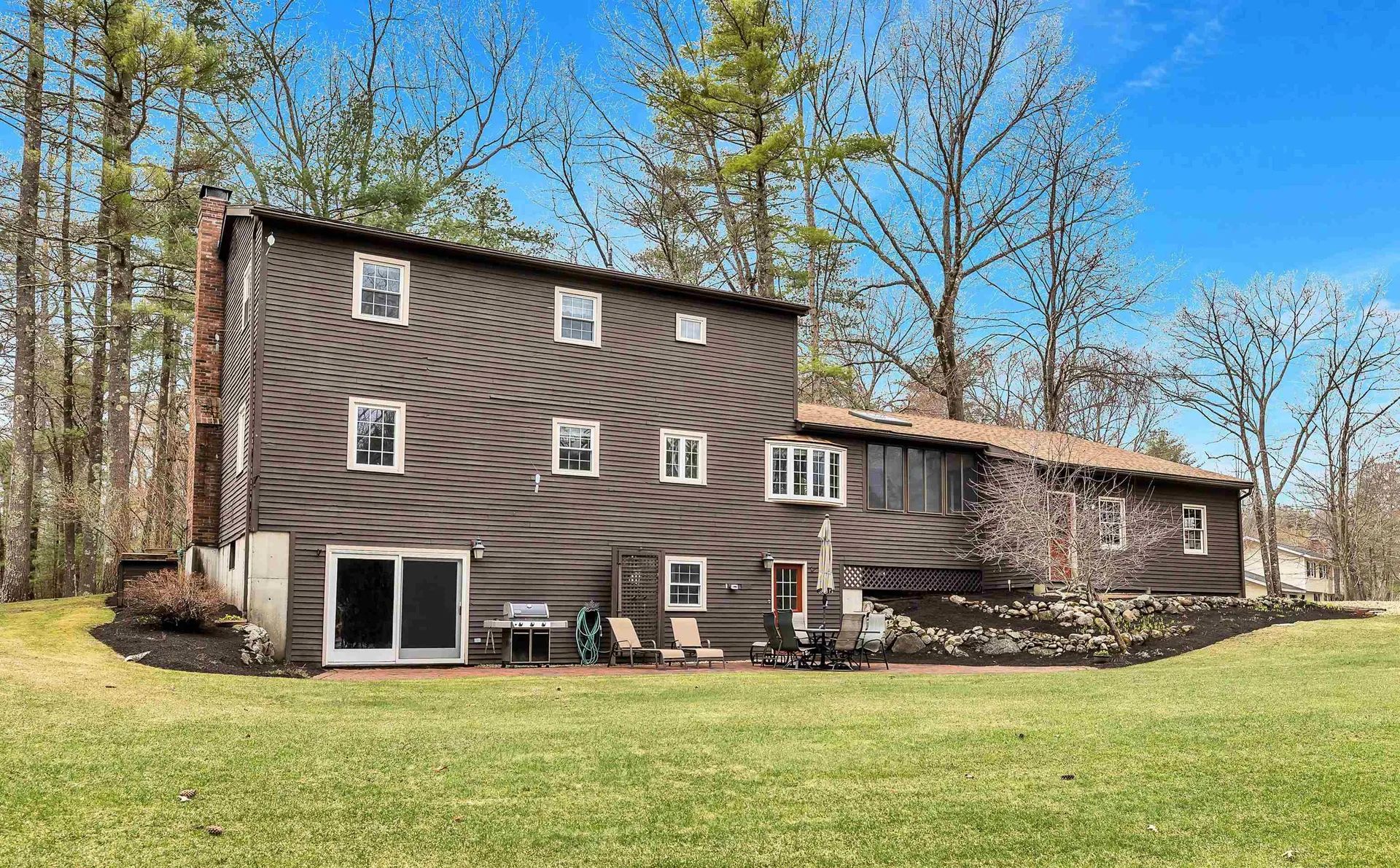 6 Woodbine Lane Merrimack NH 03054