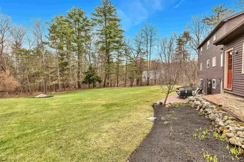 6 Woodbine Lane Merrimack NH 03054