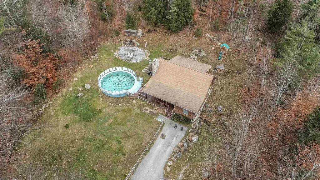 56 View Road Weare NH 03281