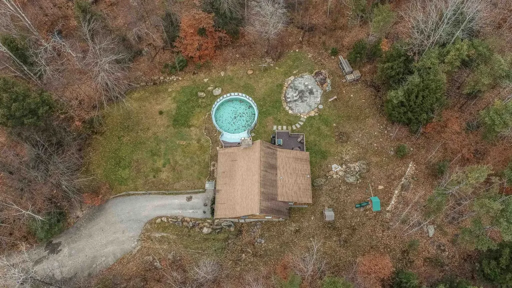 56 View Road Weare NH 03281