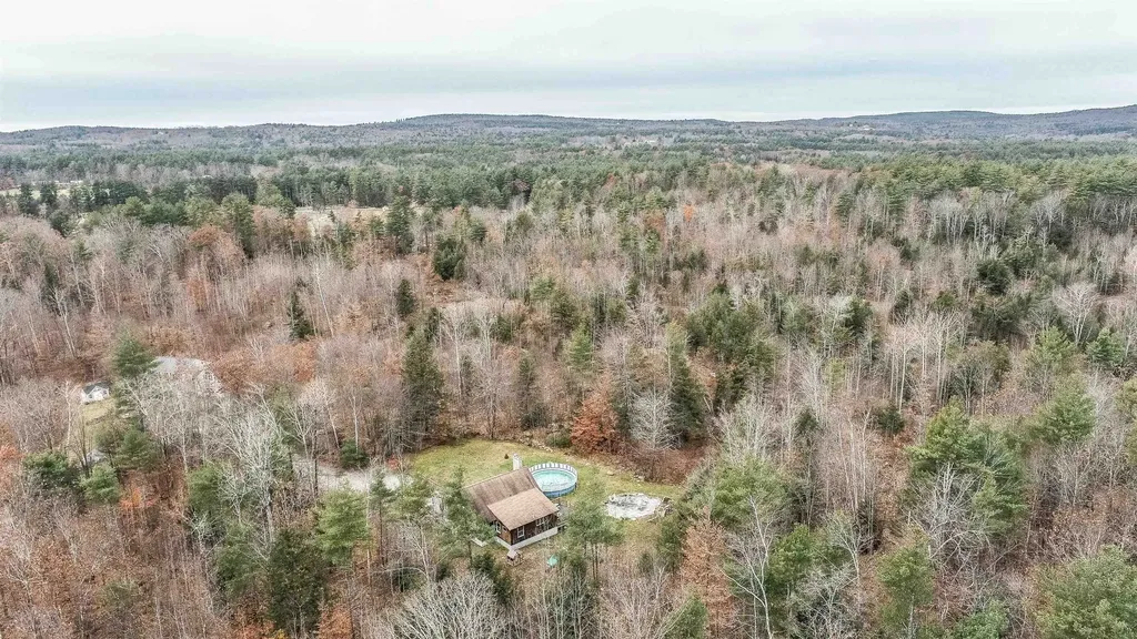 56 View Road Weare NH 03281