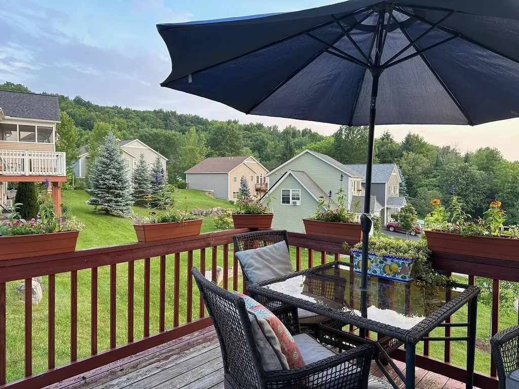 41 Barberry Lane Hinesburg VT 05461