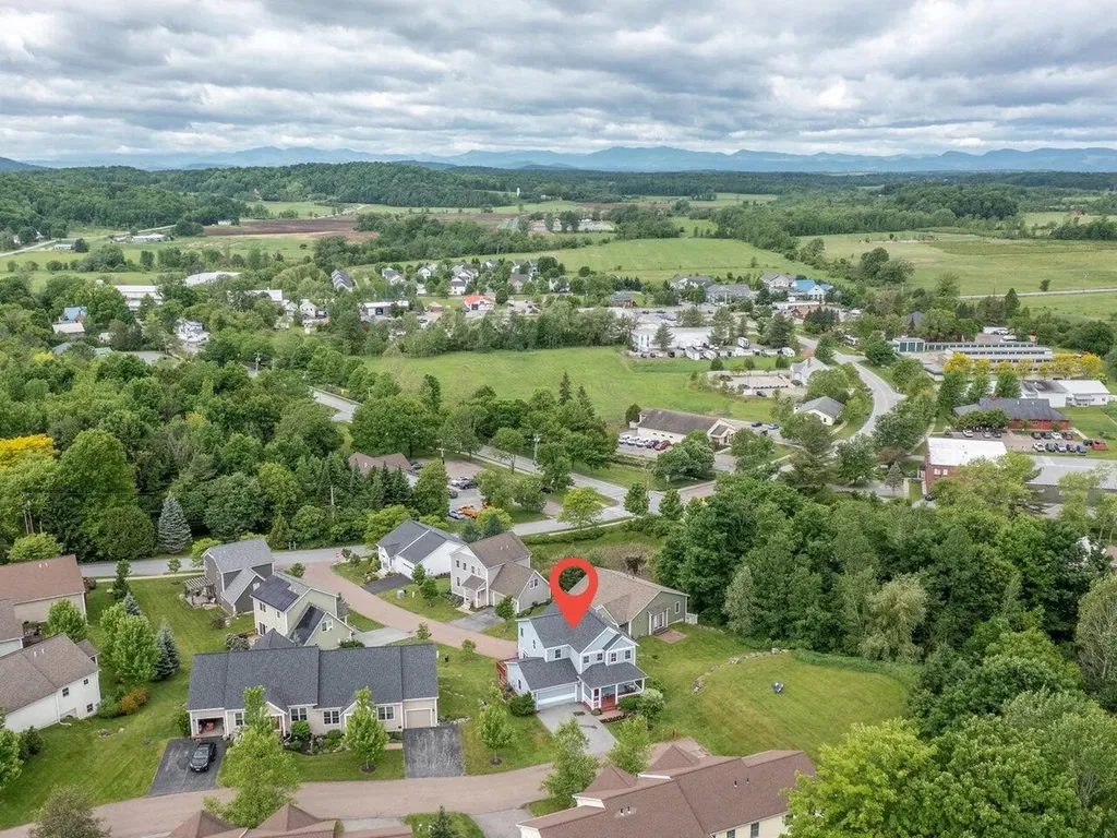 41 Barberry Lane Hinesburg VT 05461