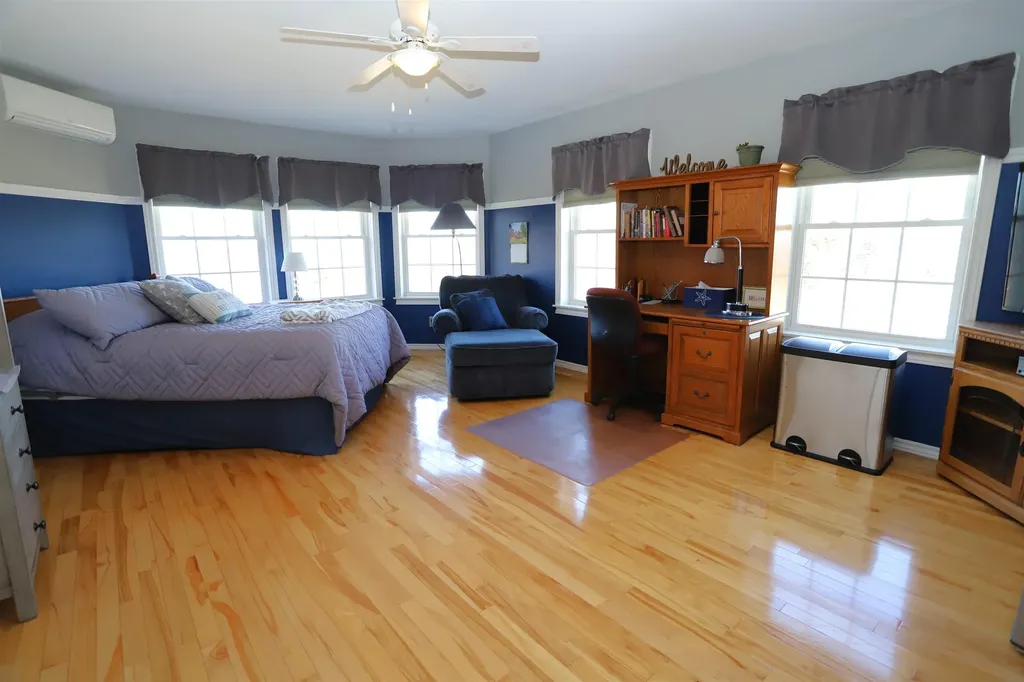 29 Campbell Road Newport City VT 05855