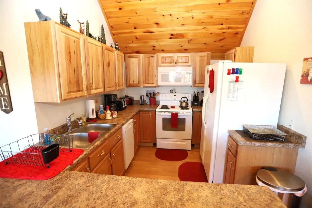 29 Campbell Road Newport City VT 05855