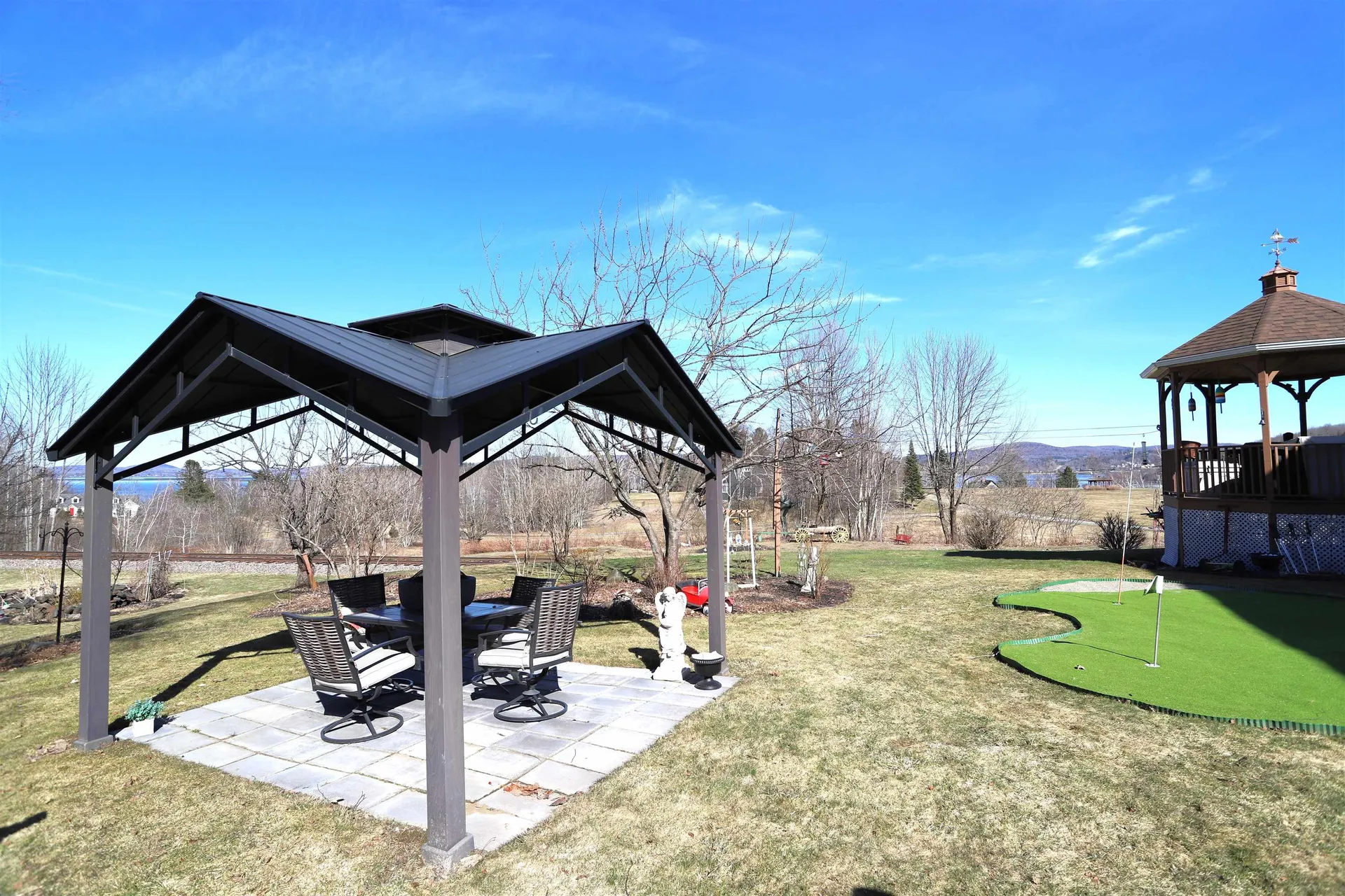 29 Campbell Road Newport City VT 05855