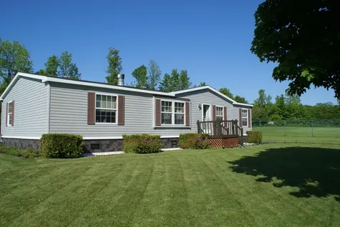 24 James Circle St. Albans Town VT 05478
