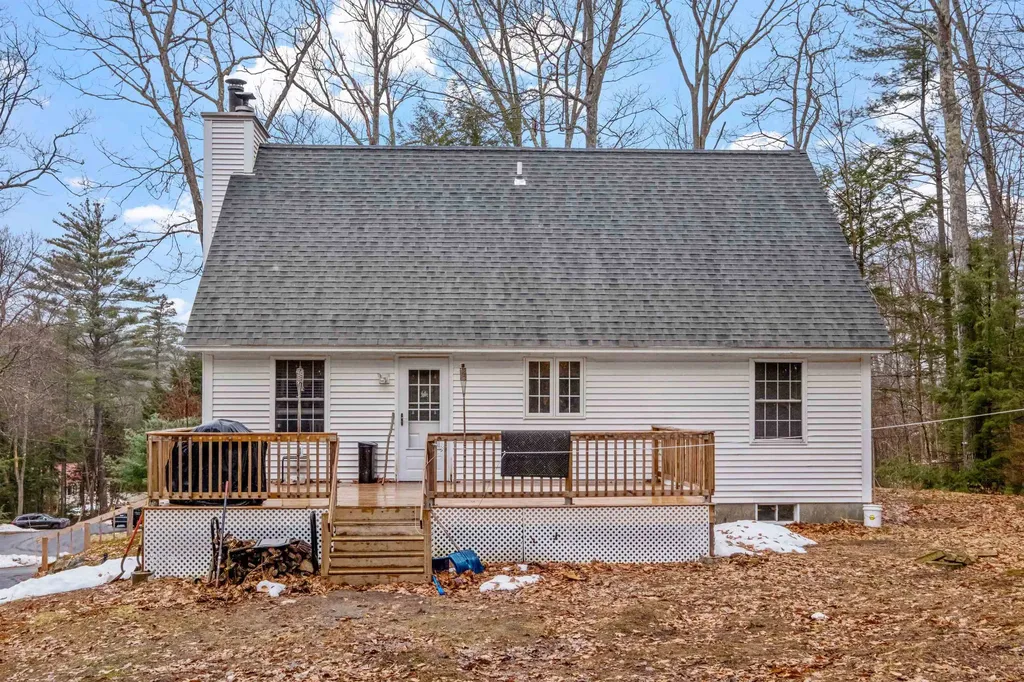 135 Worfield Circle Bristol NH 03222