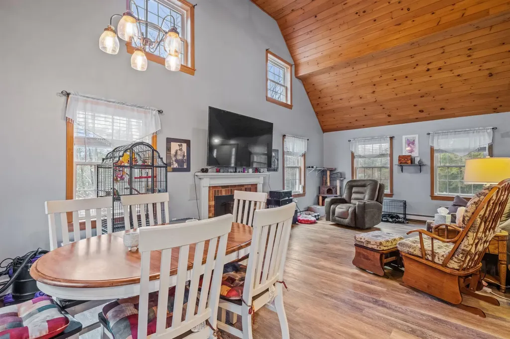135 Worfield Circle Bristol NH 03222