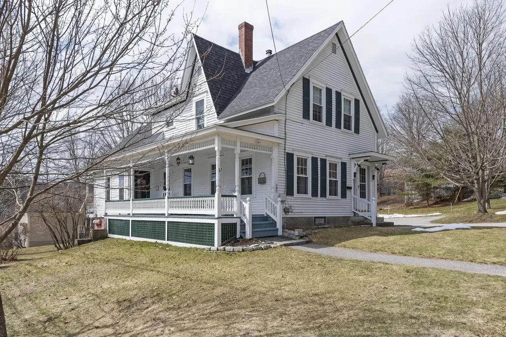 191 N. Main Street Bristol NH 03222