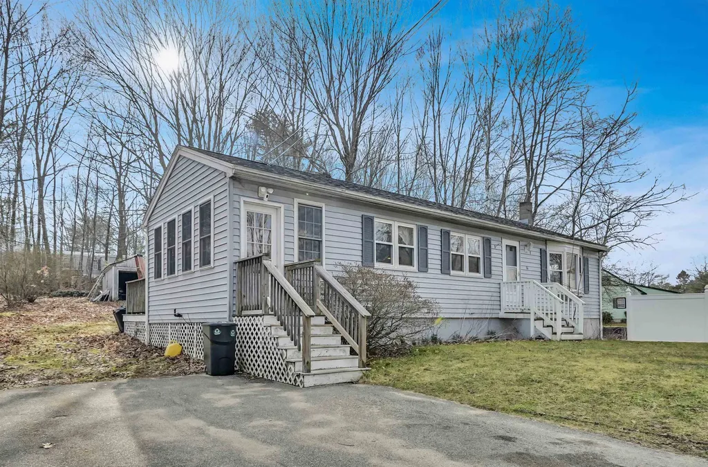 16 New Road Newmarket NH 03857