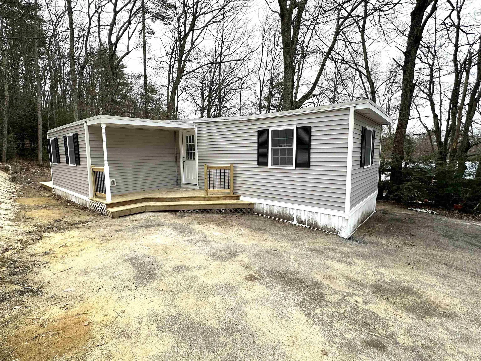 27 Catamount Hill Drive Allenstown NH 03275