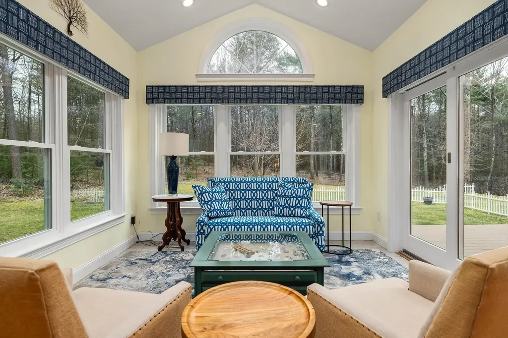 14 Boutilier Lane North Hampton NH 03862