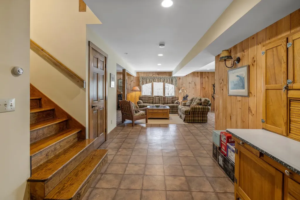 1 Finch Place Grantham NH 03753