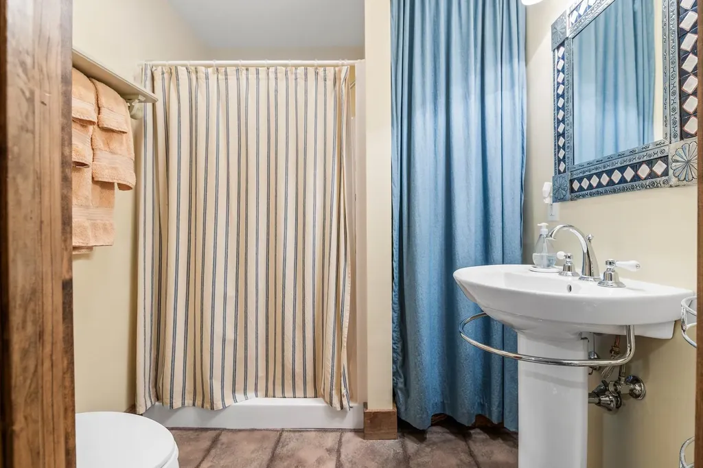 1 Finch Place Grantham NH 03753