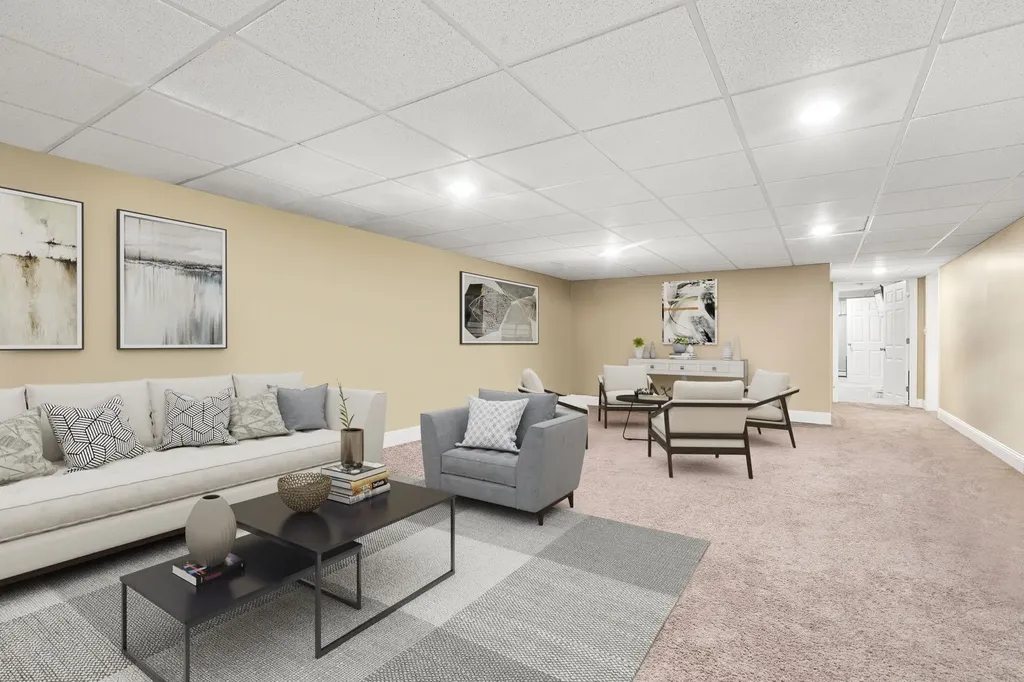 5 Overlook Drive Pelham NH 03076