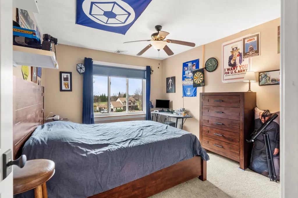 5 Overlook Drive Pelham NH 03076