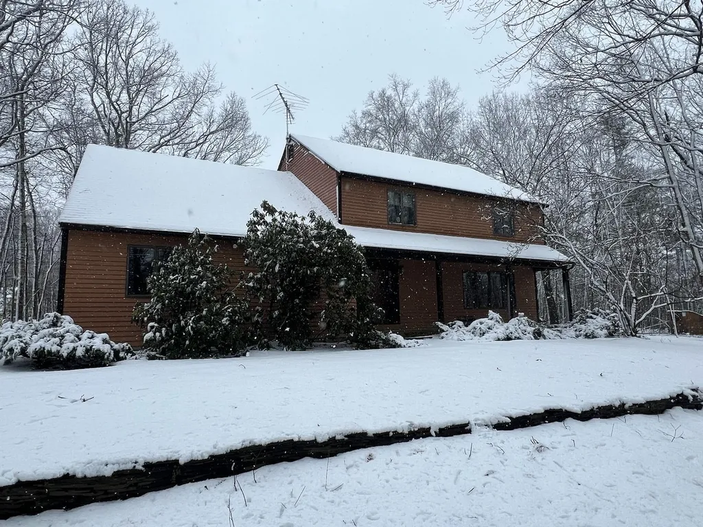 13 Hannah Drive Hollis NH 03049