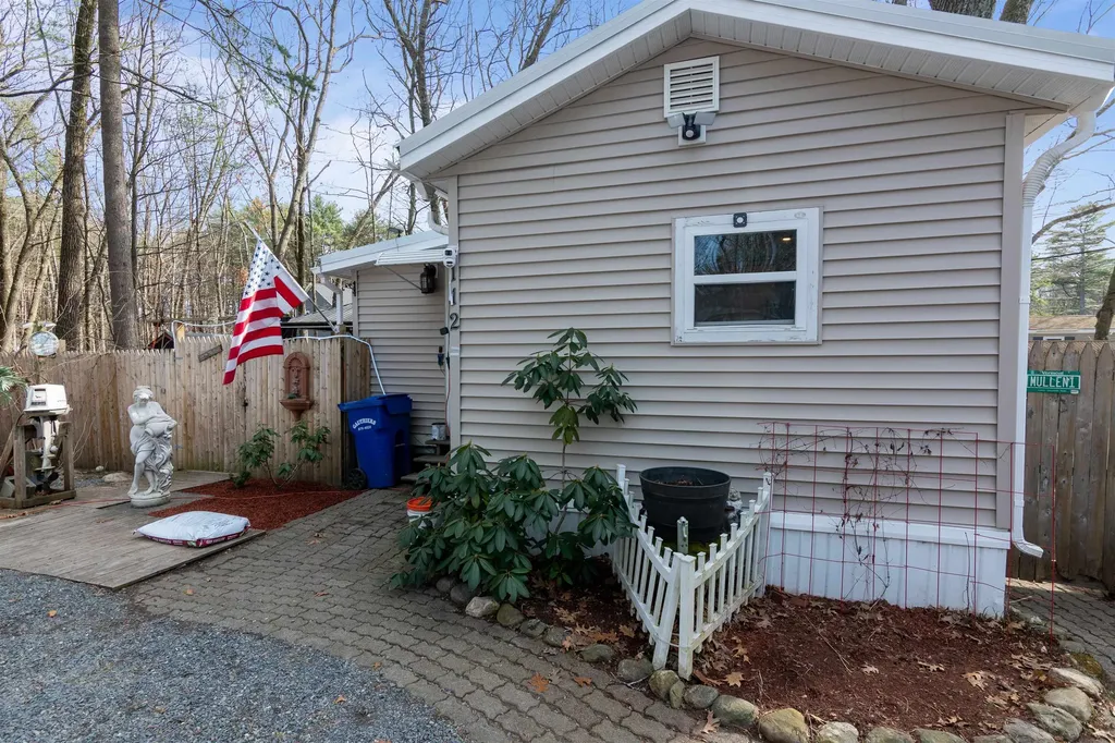 112 Hawthorne Lane Colchester VT 05446