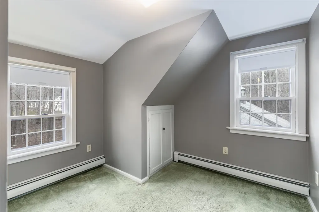 81 Highland Road South Hampton NH 03827