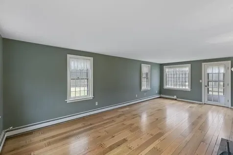 81 Highland Road South Hampton NH 03827