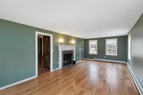 81 Highland Road South Hampton NH 03827