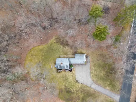 81 Highland Road South Hampton NH 03827