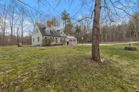 81 Highland Road South Hampton NH 03827