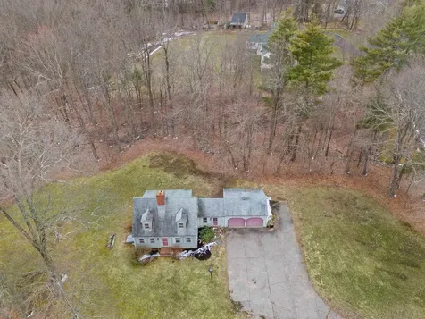 81 Highland Road South Hampton NH 03827