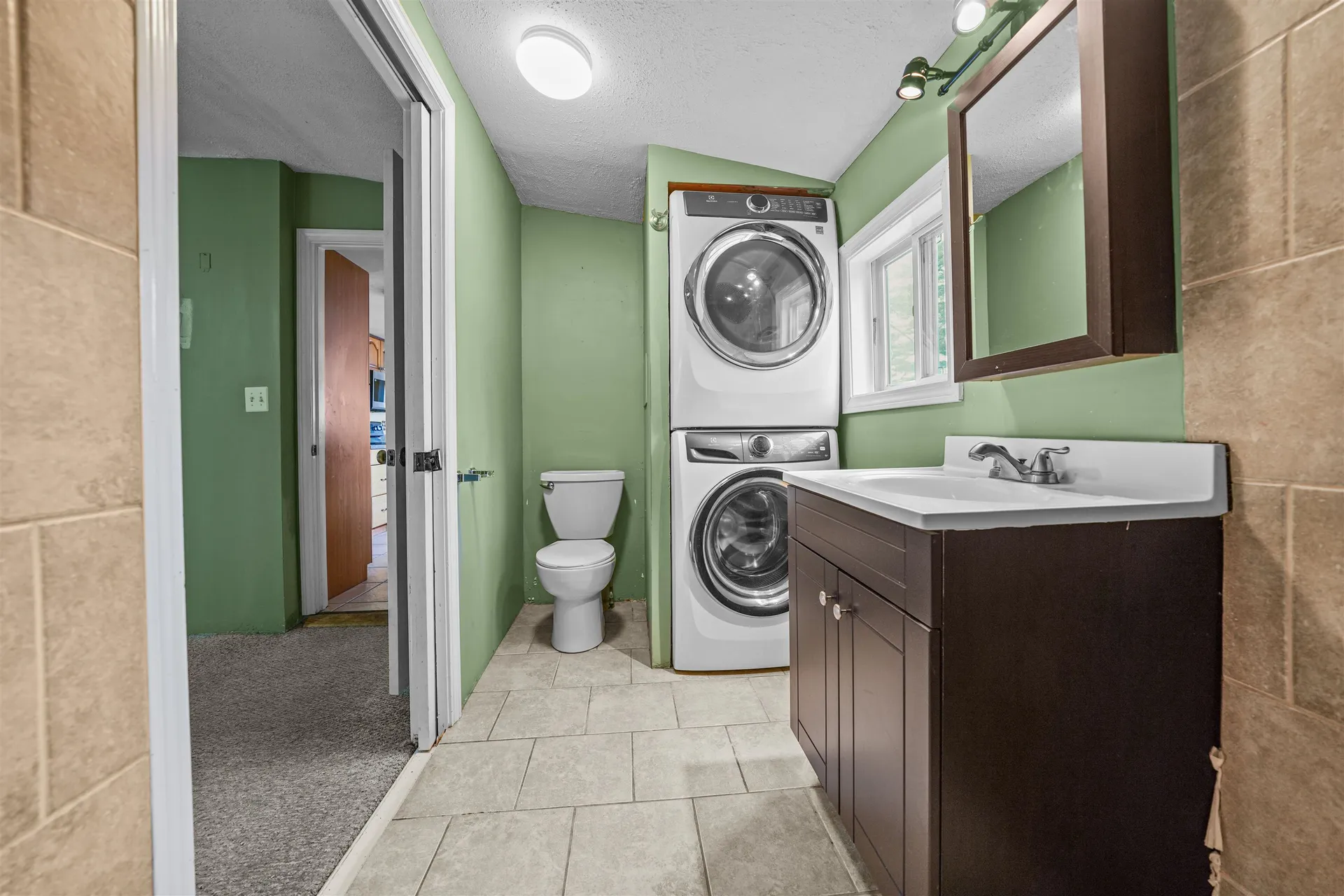 112 Millville Circle Salem NH 03079