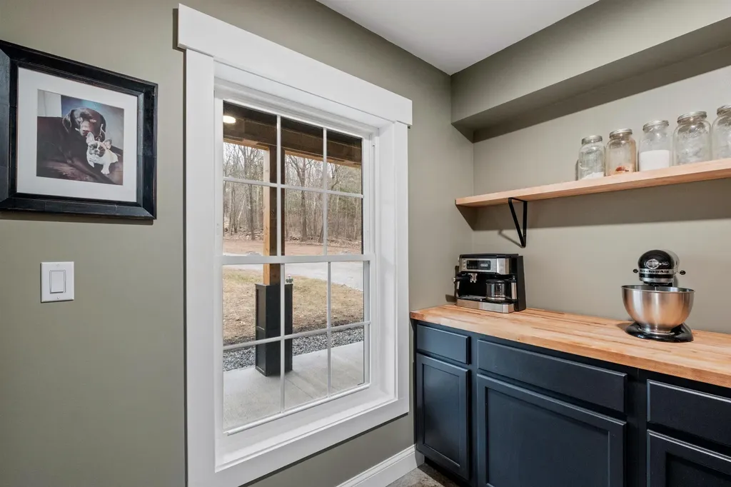 71 Queen Street Boscawen NH 03303