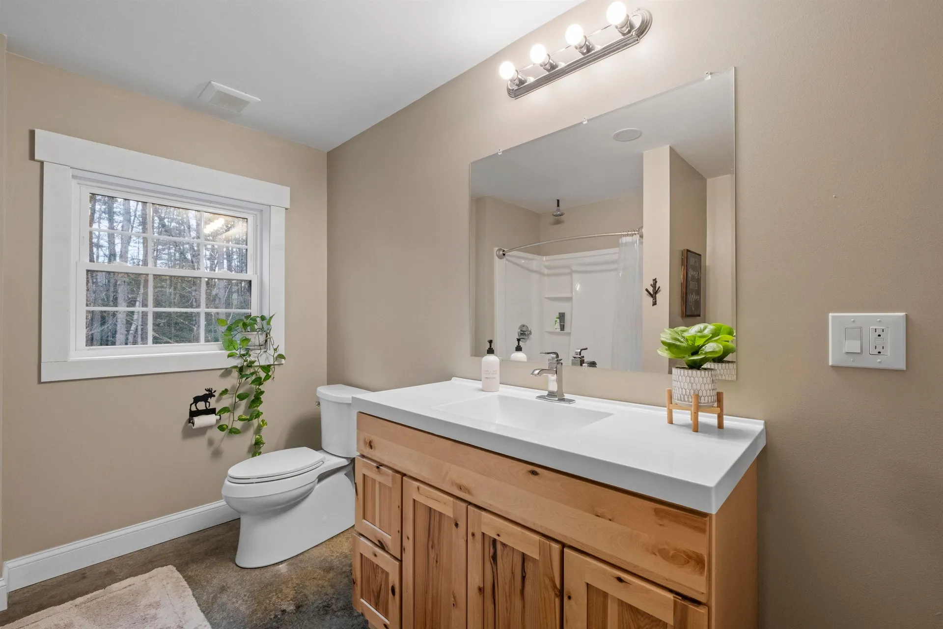 71 Queen Street Boscawen NH 03303