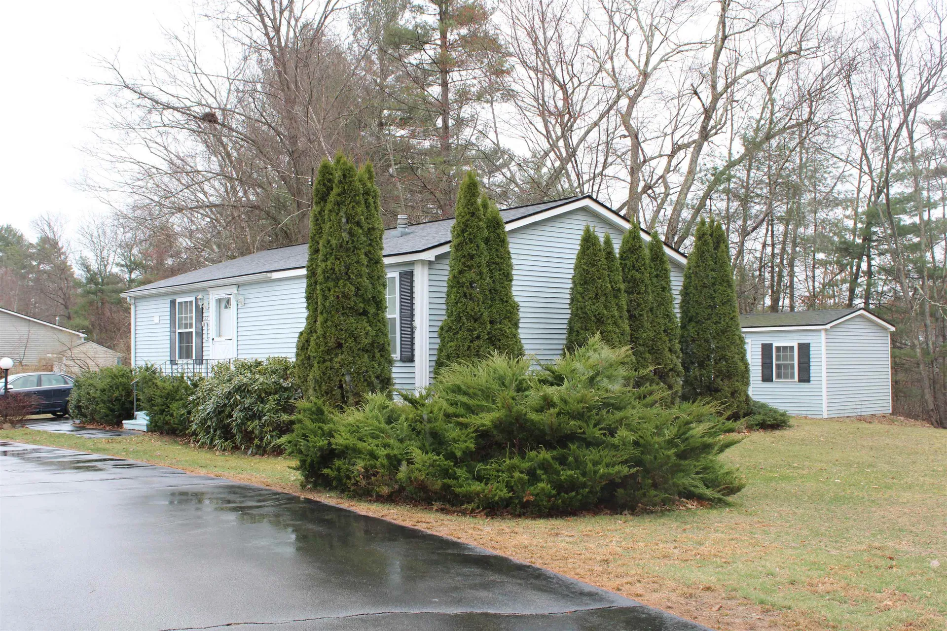22 Krystal Drive Hudson NH 03051