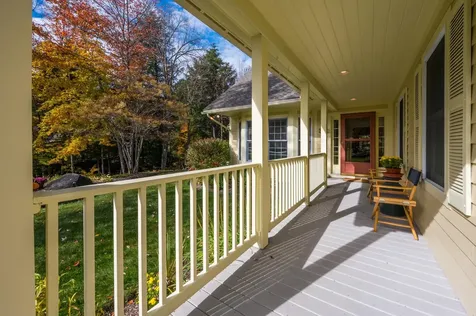 95 Spruce Lane New London NH 03257